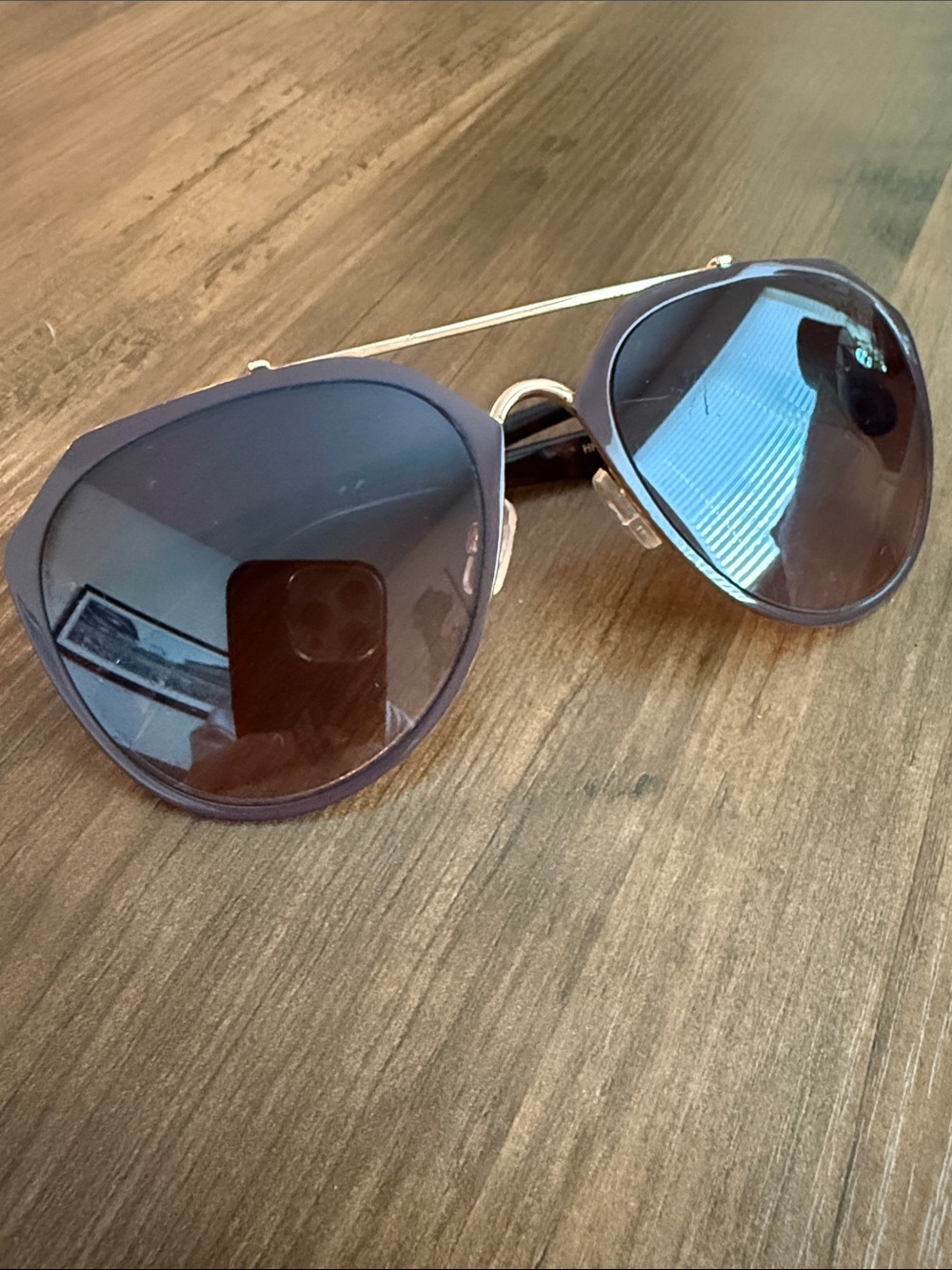 Aviator Style Sunglasses